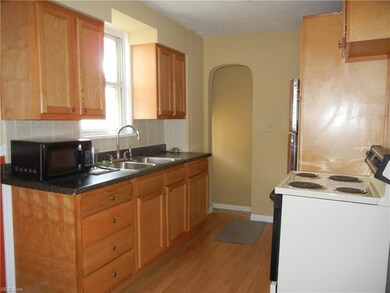 1219 Dartmouth Ave SW, Canton, OH 44710 - photo 4