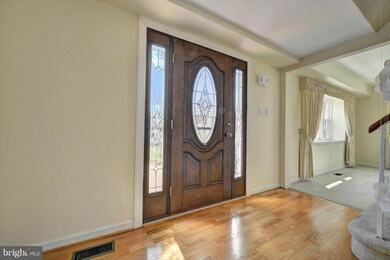 4200 Majestic Ln, Fairfax, VA 22033 - photo 5