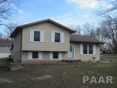 4504 N Carola Ct, Peoria, IL 61615 - photo 2