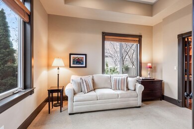 6-web-or-mls-19425 Golden Meadow Loop, B