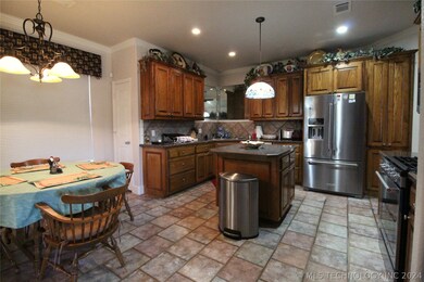 83 Overland Route, Ardmore, OK 73401 - photo 3