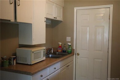 592 Hartness Rd, Statesville, NC 28677 - photo 5