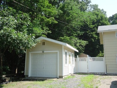 105 Fort Meadow Dr, Hudson, MA 01749 - photo 4