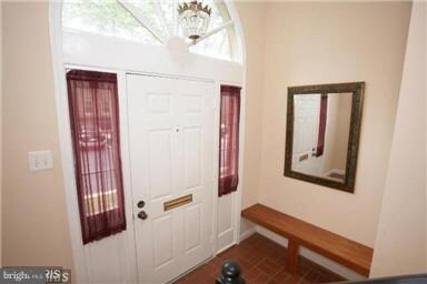 11310 Empire Ln, Rockville, MD 20852 - photo 3