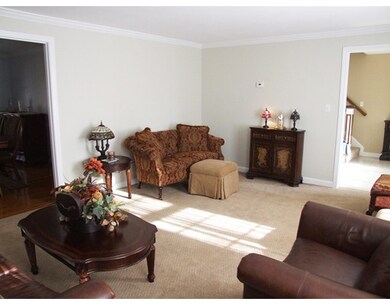 187 Stonecleave Rd, North Andover, MA 01845 - photo 6