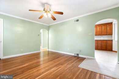 2426 Gilbert St, Broomall, PA 19008 - photo 6