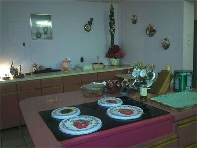 10519 NW 36th Ct, Miami, FL 33147 - photo 2