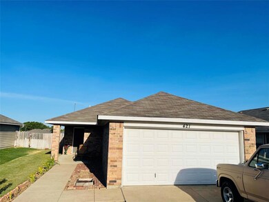 421 Glenwood St, Gainesville, TX 76240 - photo 2