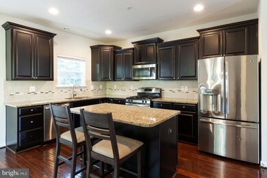 1002 Pultney Ln, Glen Burnie, MD 21060 - photo 2