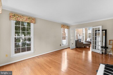 13241 Osterport Dr, Silver Spring, MD 20906 - photo 3