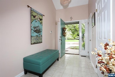 609 Glasmere Rd, Mahwah, NJ 07430 - photo 3