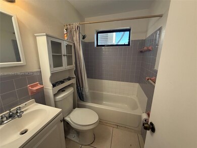 521 SW 9th St unit 2, Hallandale Beach, FL 33009 - photo 4