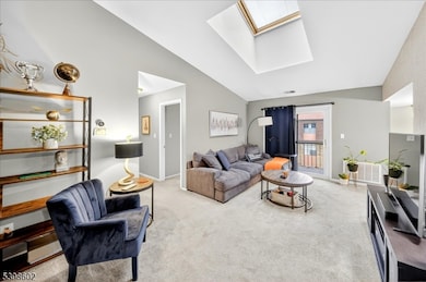 300C Alpine Way unit C, Woodbridge, NJ 07095 - photo 3