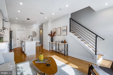 1118 Neal St NE unit 2, Washington, DC 20002 - photo 5