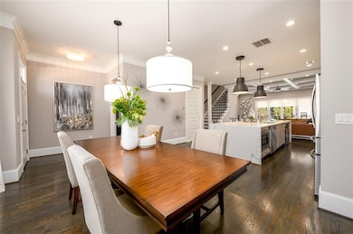 Open Concept modern dining room