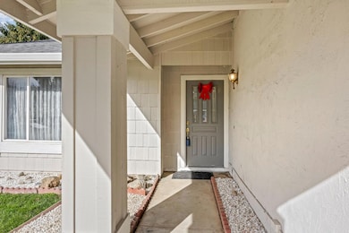 515 Fontanelle Ct, San Jose, CA 95111 - photo 4