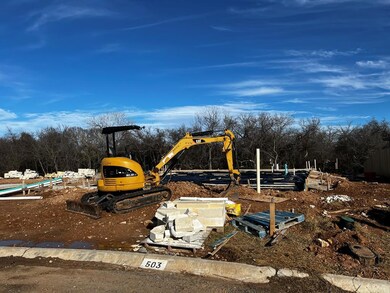 503 Mooney Ln, Fredericksburg, TX 78624 - photo 2