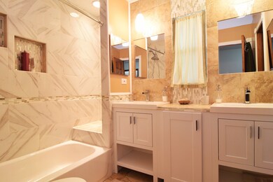 12012 Mohican Dr, Algonquin, IL 60102 - photo 5