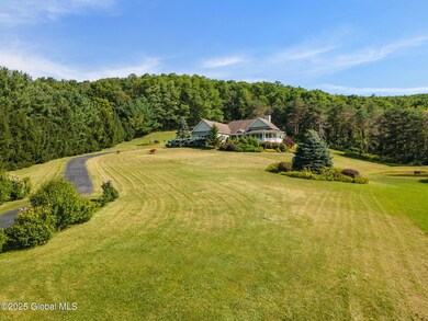 2-648EckerHollowRd_02