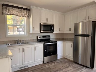 86 Sargent Station Rd unit 45, Weare, NH 03281 - photo 7