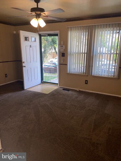 71 Cobber Ln, Baltimore, MD 21229 - photo 3