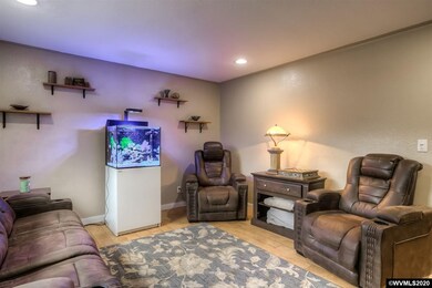 3390 Willa Ln SE, Salem, OR 97302 - photo 7