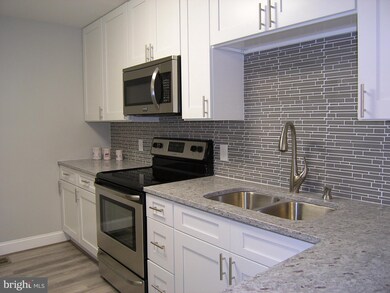 10811 Hampton Mill Terrace, Rockville, MD 20852 - photo 3