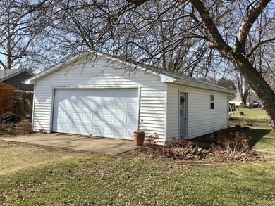 201 W Prospect St, Malden, IL 61337 - photo 4