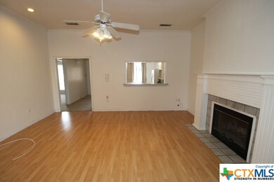 206 Texas St, Copperas Cove, TX 76522 - photo 3