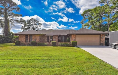 844 SE Kendall Ave, Port Saint Lucie, FL 34983 - photo 2