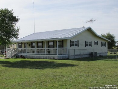 4191 County Road 4516, Hondo, TX 78861 - photo 2