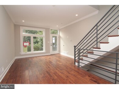 1431 S Taylor St, Philadelphia, PA 19146 - photo 4