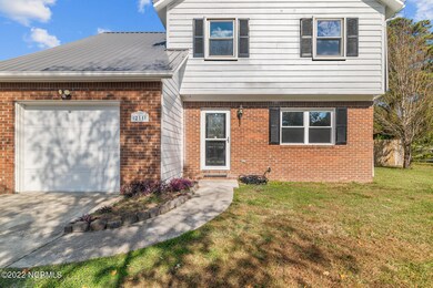 211 Spruce Ct, Jacksonville, NC 28546 - photo 4