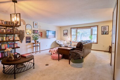 19 Hadley St unit E14, South Hadley, MA 01075 - photo 4