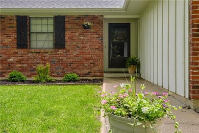 503 W Maple St, Raymore, MO 64083 - photo 5