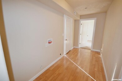1060 16th Ave SW, Albany, OR 97321 - photo 5
