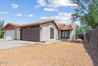 1750 W Linden St-27