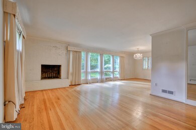 509 Nottingham Rd, Baltimore, MD 21229 - photo 6