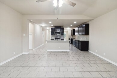 10819 Foals Range, San Antonio, TX 78254 - photo 7