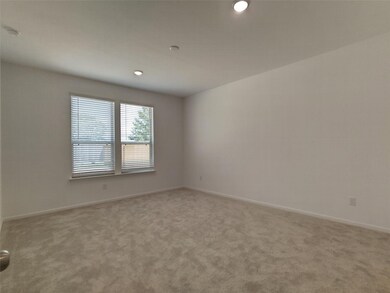 319 Paso Fino Dr, Alvin, TX 77511 - photo 6