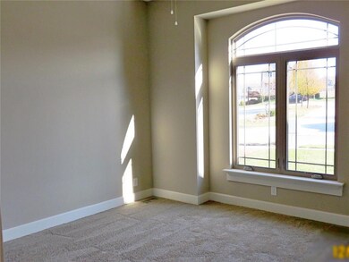 802 S Franklin St, Raymore, MO 64083 - photo 6