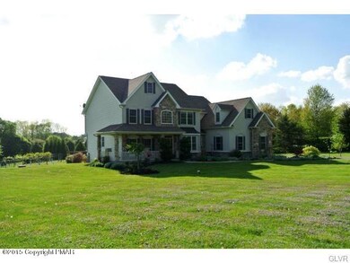 1560 Bushkill Center Rd, Bath, PA 18014 - photo 4