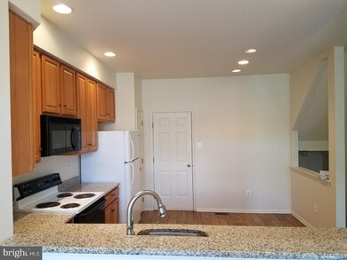 5072 Beacon Hill Ct, Doylestown, PA 18902 - photo 6