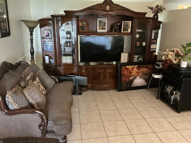 5188 Heatherstone Ct, Kissimmee, FL 34758 - photo 2