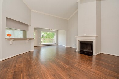 9400 Doliver Dr unit 27, Houston, TX 77063 - photo 3