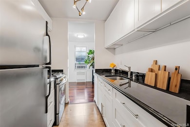 Kimberly Gardens Cooperative unit B42, Yonkers, NY 10704 - photo 7