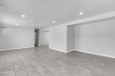2301 Villa Plata Dr, El Paso, TX 79935 - photo 2