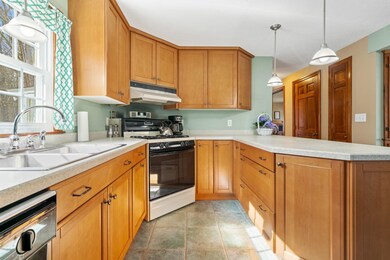 137 Mountain Rd, Concord, NH 03301 - photo 7