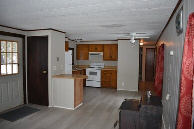 463 Royalston Rd, Fitzwilliam, NH 03447 - photo 5