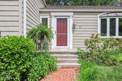 33 Mary Ln, Riverside, CT 06878 - photo 2